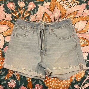 Madewell size 30 Jean shorts.